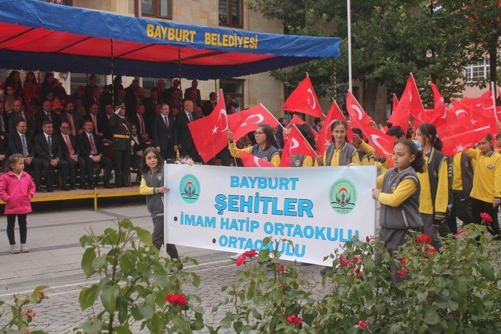 Bayburt’ta Cumhuriyet Bayramı coşkuyla kutlandı G3