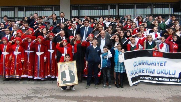 Erciş’te Cumhuriyet Bayramı coşkusu G1