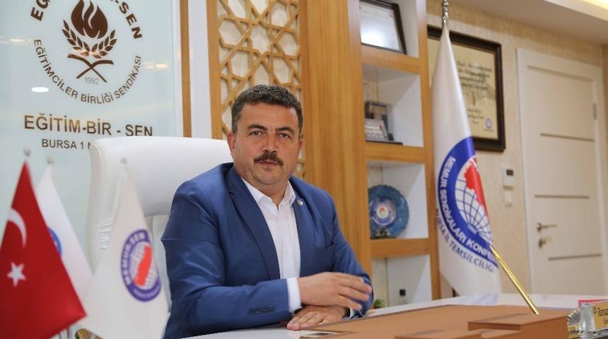 Başkan Acar: &ldquo;Milletin birlik ve b&uuml;t&uuml;nl&uuml;k i&ccedil;inde yaşama kararlılığını ortaya koyması ile Cumhuriyet kuruldu&rdquo;