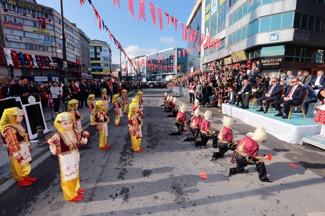 Gaziosmanpaşa&rsquo;da Cumhuriyet Bayramı coşkuyla kutlandı