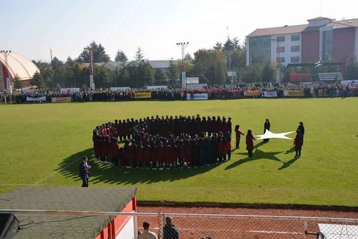 Şuhut’ta 29 Ekim Cumhuriyet Bayramı coşkuyla kutlandı G1