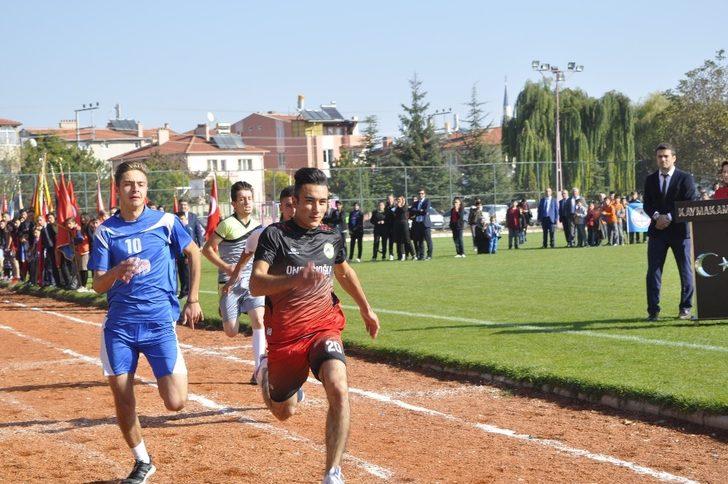 Şuhut’ta 29 Ekim Cumhuriyet Bayramı coşkuyla kutlandı G4