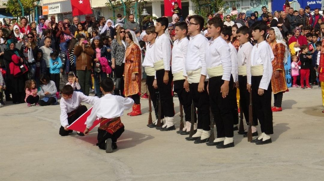 Ermenek&rsquo;te Cumhuriyet Bayramı coşkuyla kutlandı
