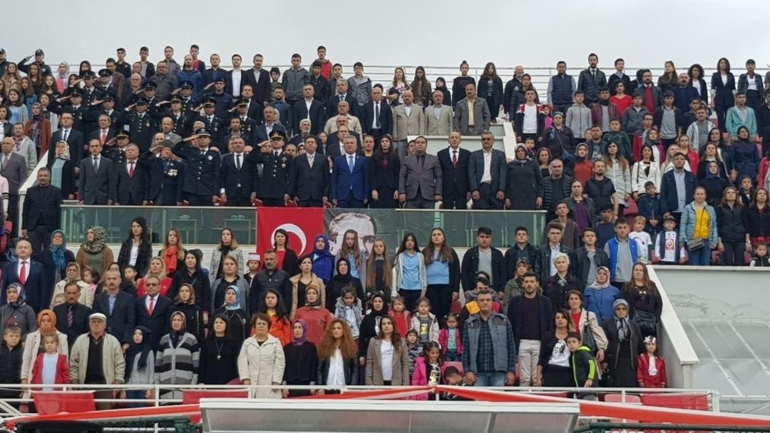 Ala&ccedil;am&rsquo;da Cumhuriyet Bayramı t&ouml;renle kutlandı