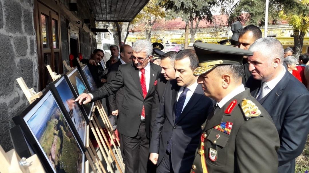 Kars&rsquo;ta &ldquo;Fotoğraf Diliyle Kars&rdquo; fotoğraf sergisi a&ccedil;ıldı