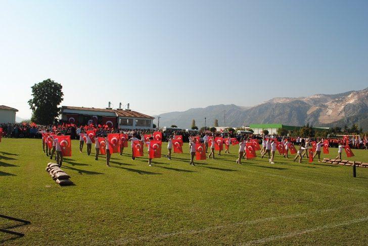 Eğirdir’de Cumhuriyet Bayramı coşkusu G2