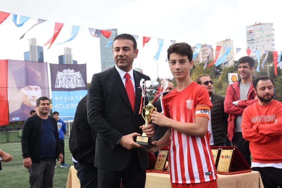 Beşiktaş&rsquo;ta Cumhuriyet Kupası sahibini buldu