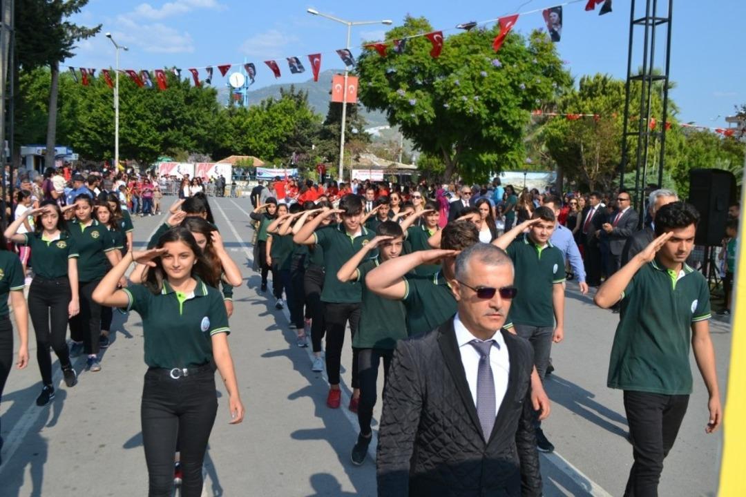 Bozyazı&rsquo;da Cumhuriyet Bayramı coşkuyla kutlandı