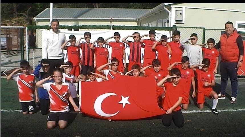 Kömürspor altyapısı 29 Ekim’i coşku ile kutladı