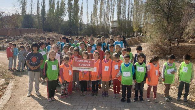 Köyde Cumhuriyet Koşusu