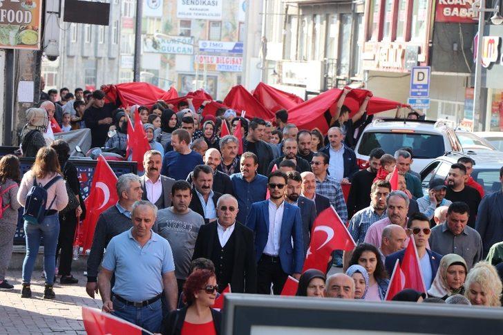 Ülkü ocaklarından ‘Cumhuriyet’ yürüyüşü G4