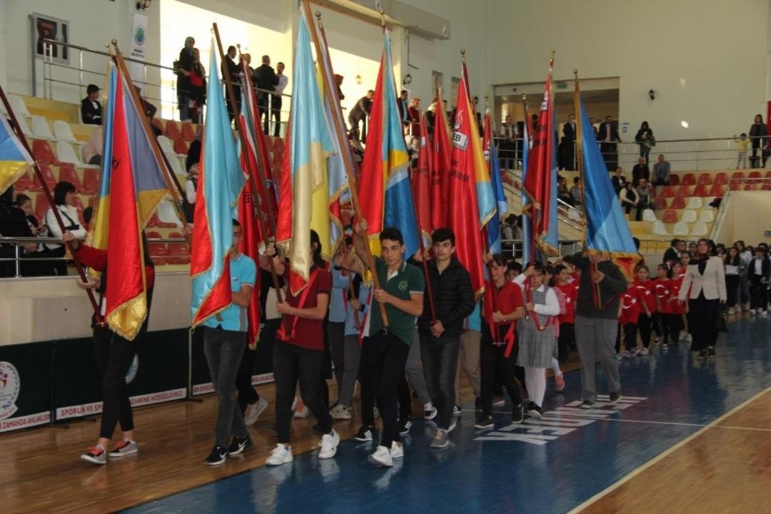 Hendek&rsquo;te 29 Ekim Cumhuriyet Bayramı coşkuyla kutlandı