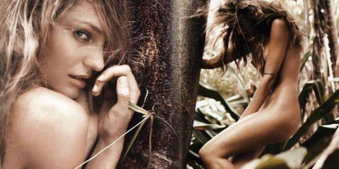 Sonunda o da soyundu