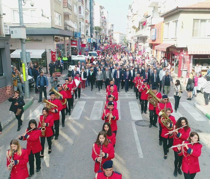 Mudanya’daki Cumhuriyet coşkusu denize yansıdı G5