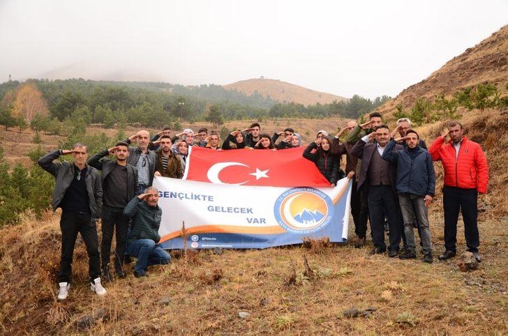 Cumhuriyetin 96. yılında 96 fidan toprakla buluştu G1