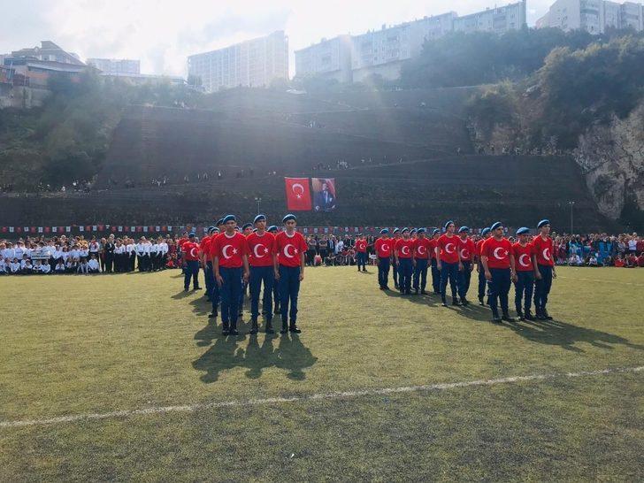 Büyük vefa törene damga vurdular G4