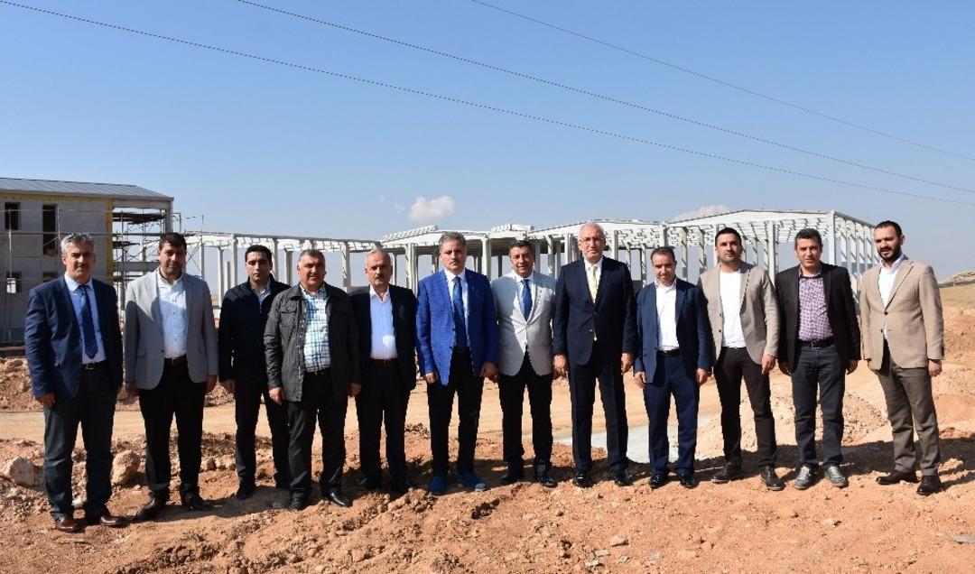 Milletvekilleri, lisanslı depoculuk inşaatında incelemelerde bulundu