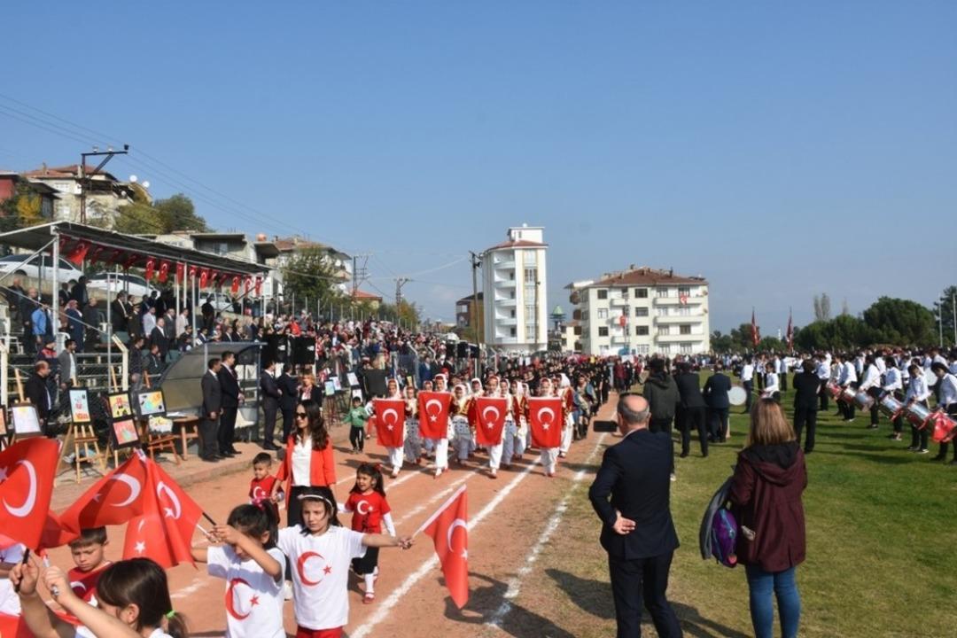 Boyabat&rsquo;ta Cumhuriyet Bayramı coşkuyla kutlandı