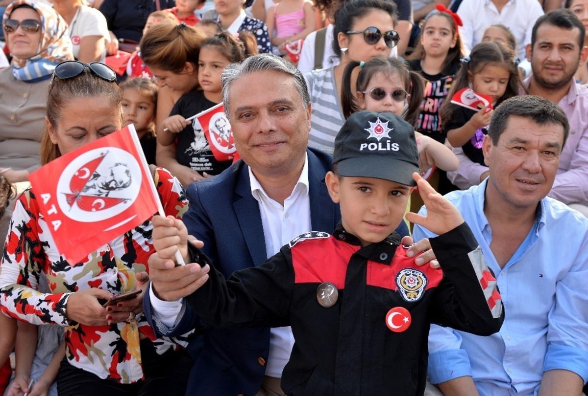 Başkan Uysal, &ldquo;Cumhuriyete bağlılığımız eksilmesin&rdquo;