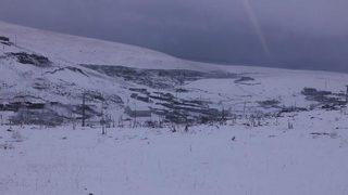 Kar erken düştü! Her yeri beyaza bürüdü: Kış çok fena geçecek