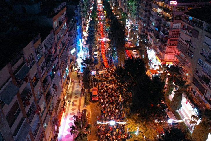 Aydın’da büyük Cumhuriyet yürüyüşü G3