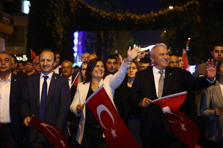 Aydın’da büyük Cumhuriyet yürüyüşü G5