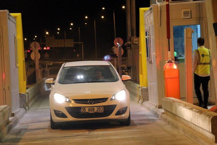 Menemen-Aliağa-Çandarlı Otoyolu'nun bazı kesimleri trafiğe açıldı G3