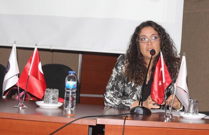 Salihli’de “Atatürk, Cumhuriyet ve Türk Kadını” konferansı G2