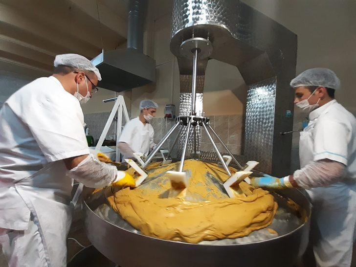 Çölyak hastası oğlu için, dünyada bir ilki başararak glütensiz pişmaniye üretti G4