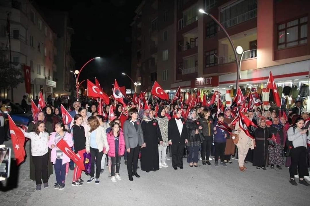 Sungurlu&rsquo; da b&uuml;y&uuml;k cumhuriyet y&uuml;r&uuml;y&uuml;ş&uuml;