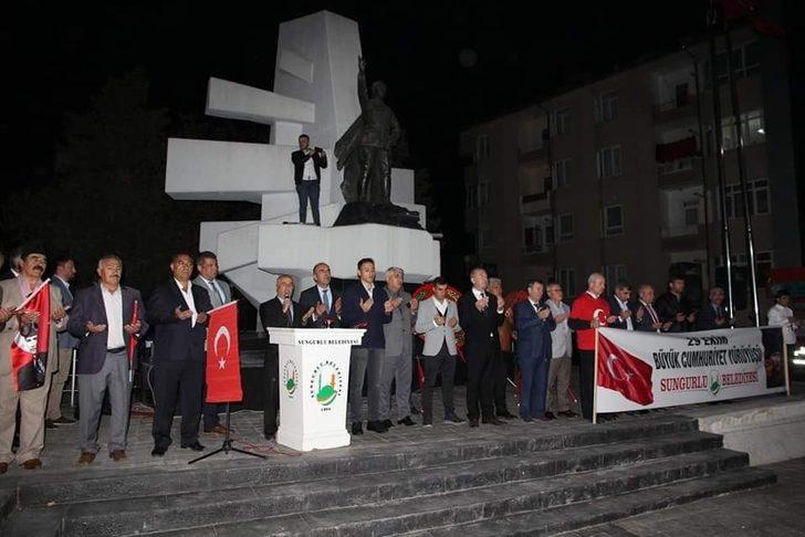 Sungurlu’ da büyük cumhuriyet yürüyüşü G3
