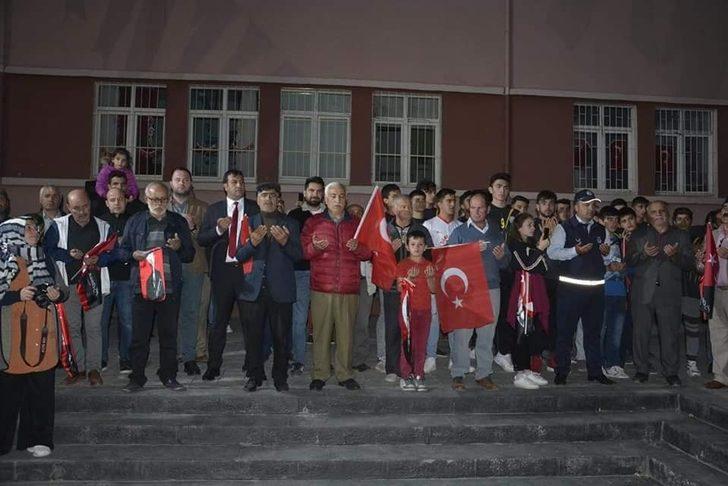 Sungurlu’ da büyük cumhuriyet yürüyüşü G4