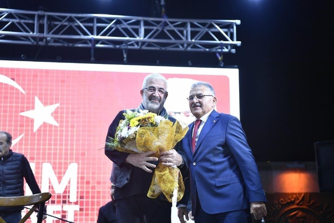 B&uuml;y&uuml;kşehir&rsquo;den coşkulu kutlama