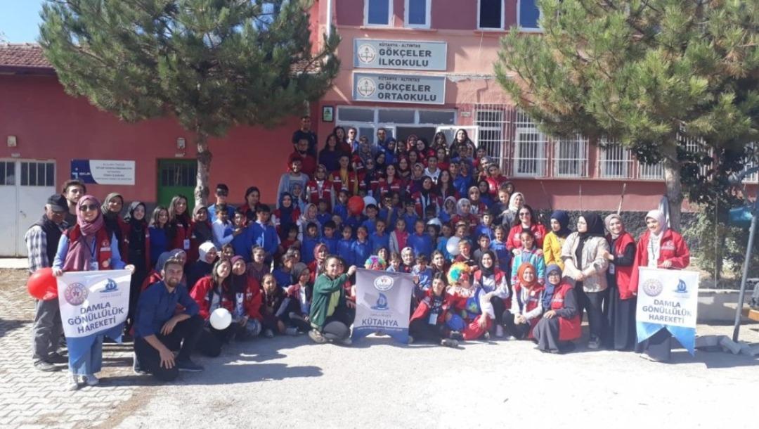 DP&Uuml; Damla Topluluğu&rsquo;ndan G&ouml;k&ccedil;eler İlk ve Ortaokulu&rsquo;na ziyaret