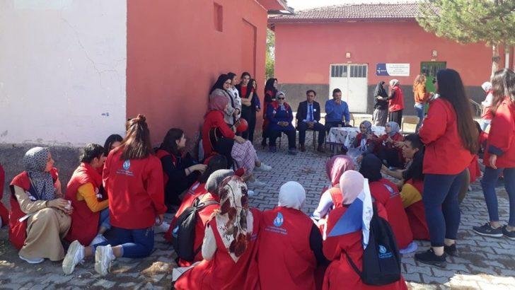 DPÜ Damla Topluluğu’ndan Gökçeler İlk ve Ortaokulu’na ziyaret G5