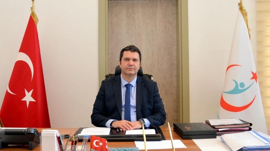 Miniklere &rsquo;Flor&uuml;rl&uuml; Vernik&rsquo; uygulaması