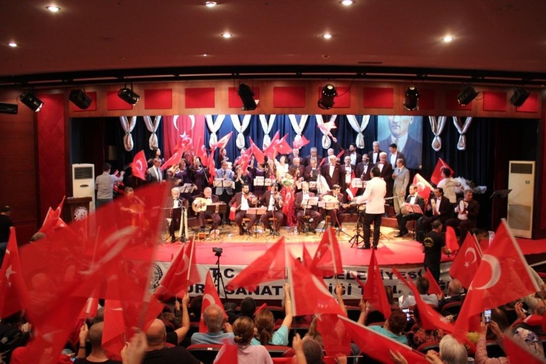 Nazilli&rsquo;de Cumhuriyet &ouml;zel konseri