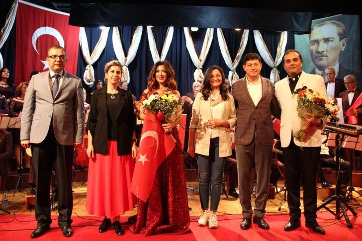 Nazilli’de Cumhuriyet özel konseri G4