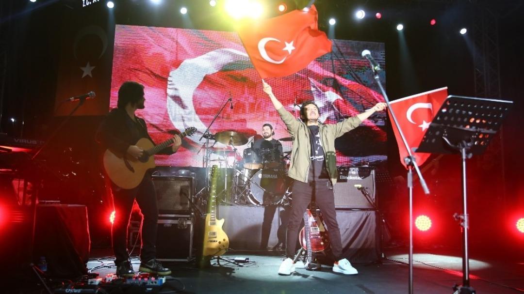 Aydın B&uuml;y&uuml;kşehir Belediyesi, Cumhuriyet Bayramı&rsquo;nı coşkuyla kutladı