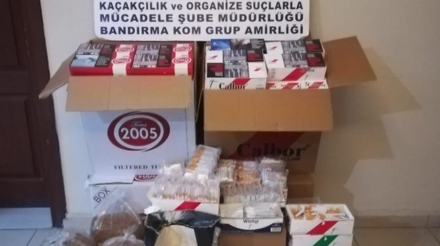 Polisten ka&ccedil;ak t&uuml;t&uuml;n operasyonu