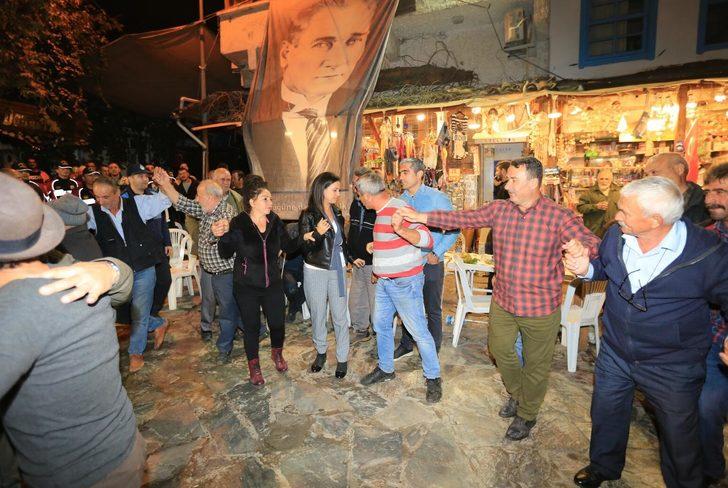 29 Ekim kutlamalarında Belediye Başkanı'na saldırı G2