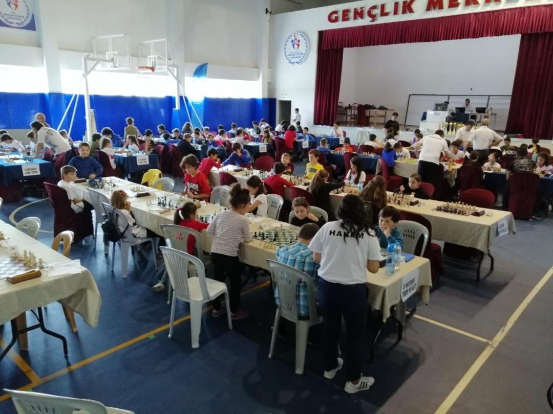 Kıyasıya m&uuml;cadele ettiler