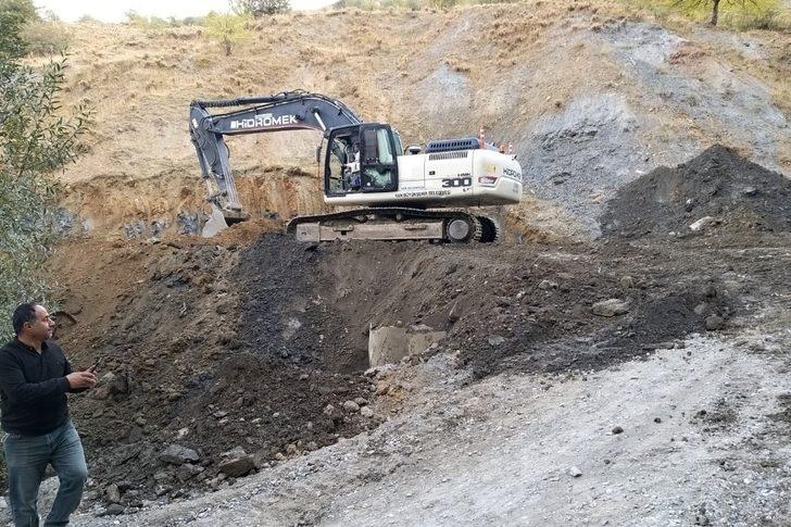 Van Büyükşehir Belediyesinden stabilize yol çalışması G3