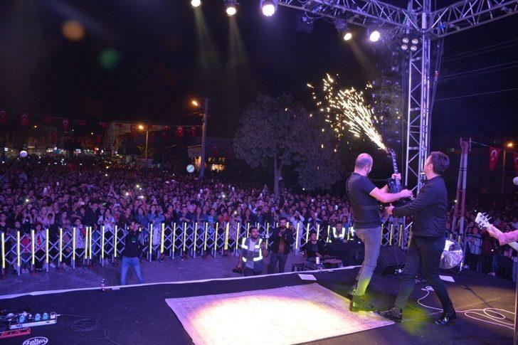 Torbalı’da 29 Ekim Zakkum ile kutladı G3