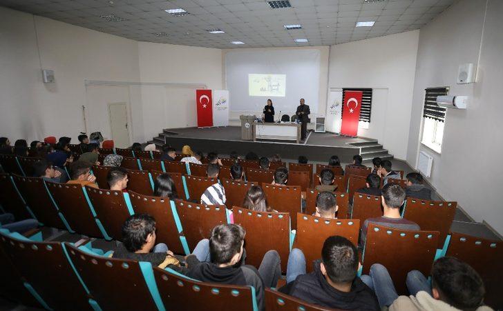 Stajyer öğrencilere ‘iş sağlığı ve güvenliği’ eğitimi G3