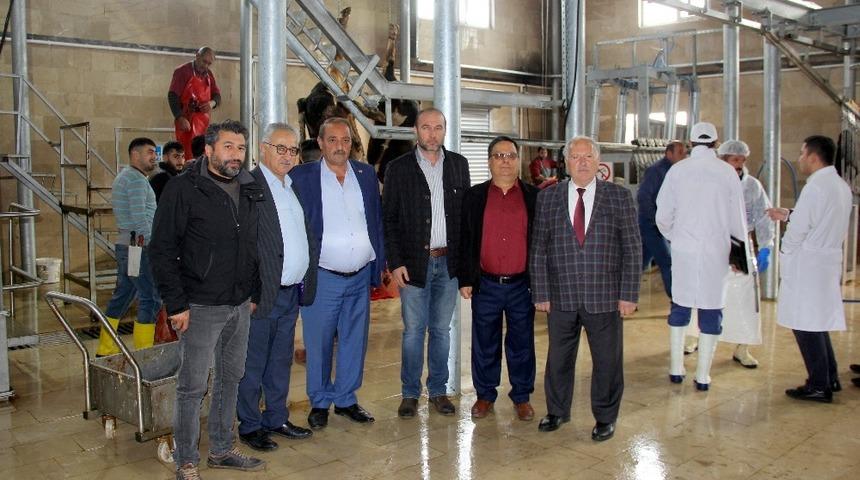 Erzincan&rsquo;da hayvan kesiminde yaşanan sıkıntılar &ccedil;&ouml;z&uuml;me kavuşturuldu