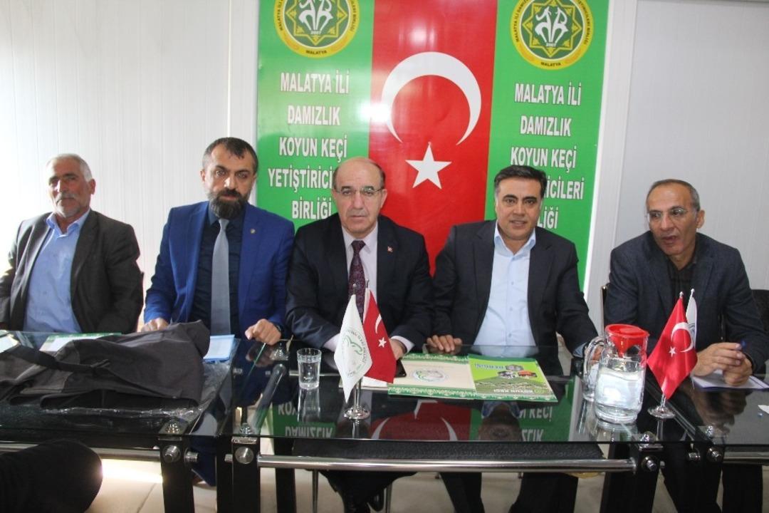 Halk elinde ıslah projesi ve soy k&uuml;t&uuml;ğ&uuml; değerlendirme toplantısı yapıldı