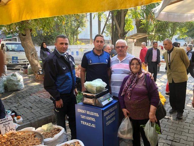 Pazar yerinde tartı kontrol noktaları kuruldu