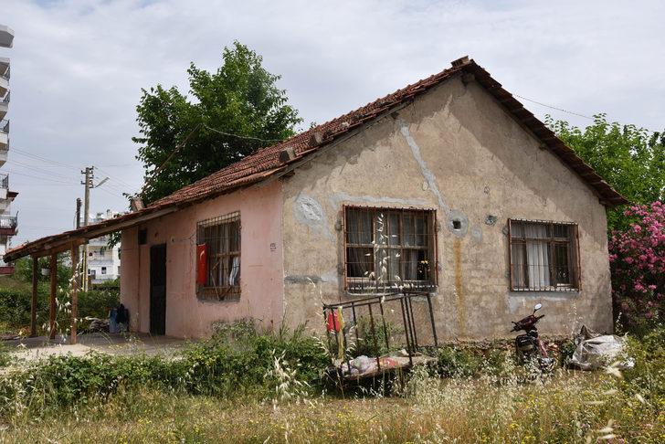 Her satırı korkunç! Öldürdüğü arkadaşının cesedinin yüzüne yumruk, sırtına tekme atmış G4