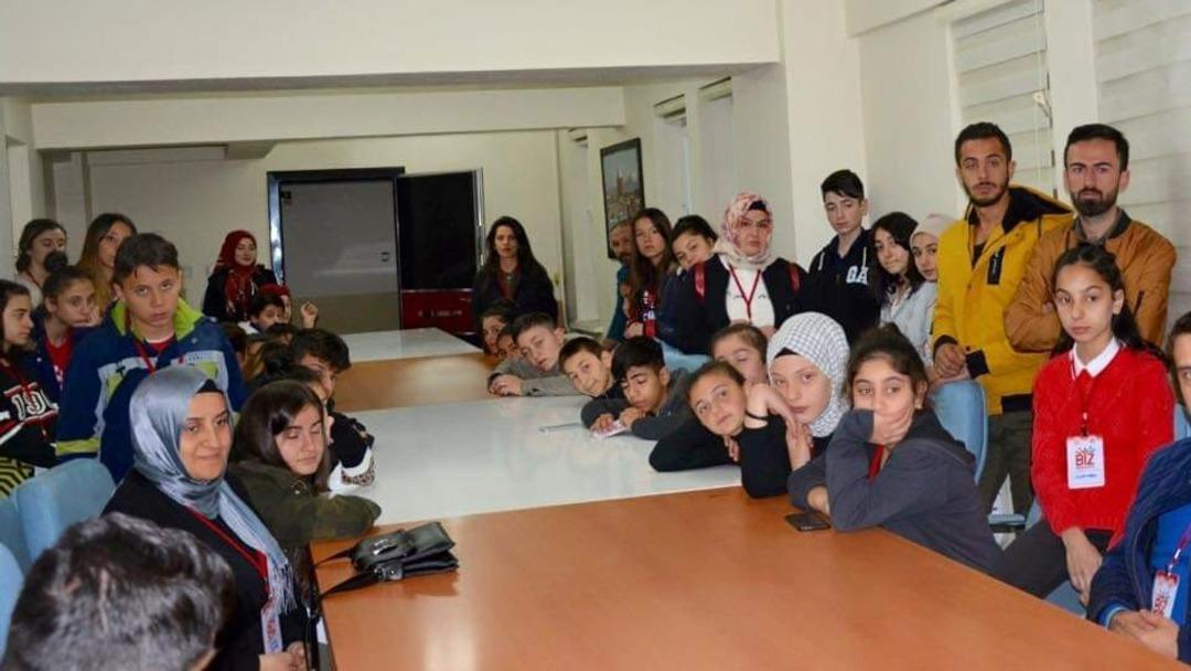 Rizeli &ouml;ğrenciler G&uuml;roymak&rsquo;ı gezdi